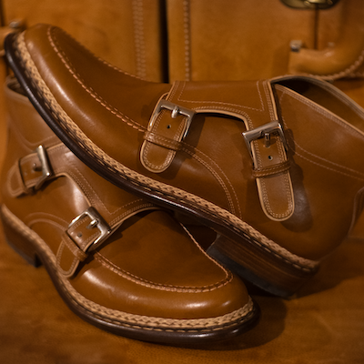 Handcrafted Italian double monk strap shoes in brown leather
