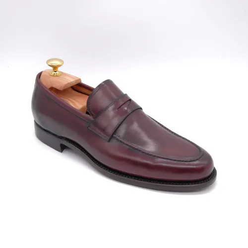 Articolo 2647 - Calf leather with hand-finished patina