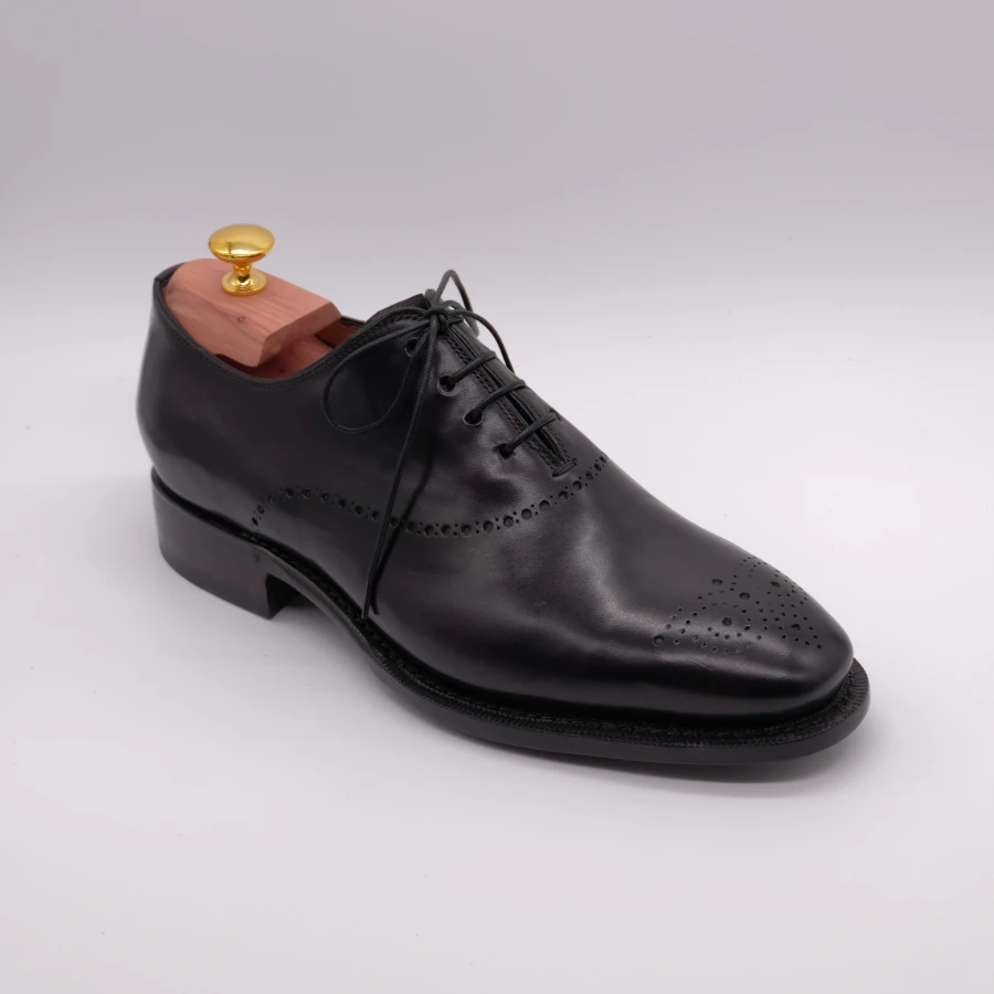 Articolo 2898 - Calf leather with hand-finished patina
